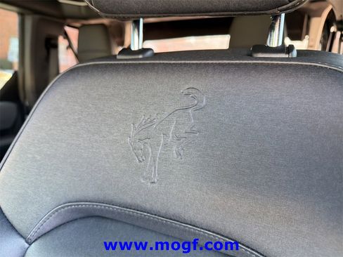 Used 2023 Ford Bronco Badlands image 21