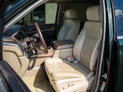 Used 2016 Chevrolet Tahoe LT AWD/4WD image 4