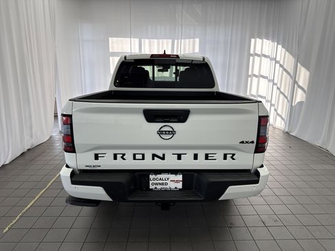 New 2026 Nissan Frontier SV image 5