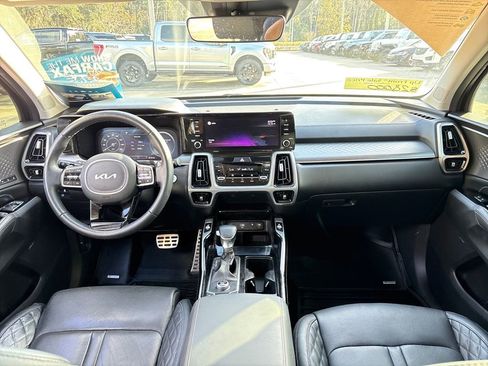 Used 2022 Kia Sorento SX image 7