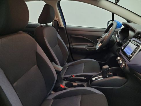 Used 2024 Nissan Versa SV w/ Trunk Package image 21