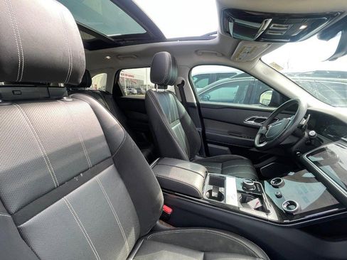 Used 2018 Land Rover Range Rover Velar S AWD/4WD image 3