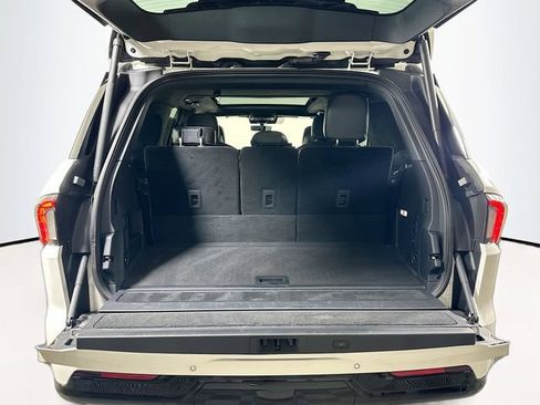 Certified 2025 Lincoln Navigator Black Label AWD/4WD image 32