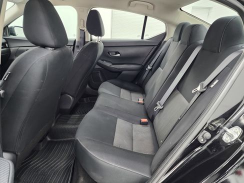 Used 2023 Nissan Sentra SV image 9