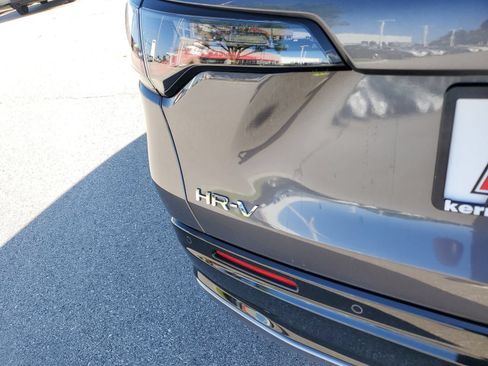 Used 2025 Honda HR-V EX-L image 7