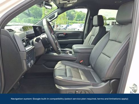 Used 2025 Chevrolet Tahoe RST w/ Comfort Package AWD/4WD image 2