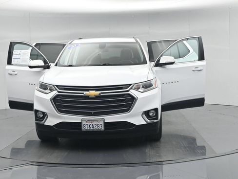 Used 2020 Chevrolet Traverse LT w/ LT Premium Package FWD image 33