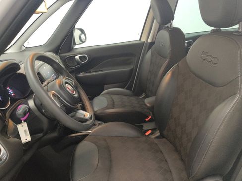 Used 2018 FIAT 500L Pop w/ Popular Equipment Group image 17