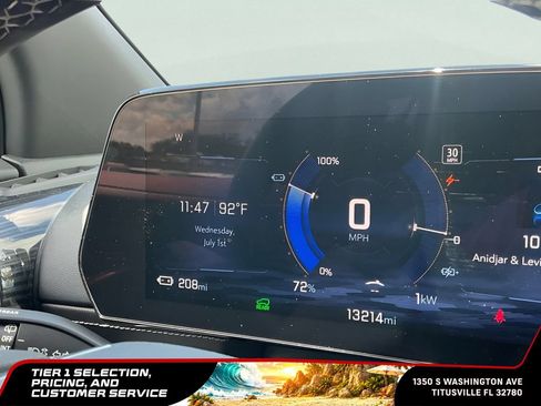 Used 2024 Chevrolet Blazer EV LT AWD/4WD image 36