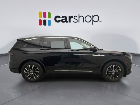Used 2024 Lincoln Nautilus Premier w/ Equipment Group 102A AWD/4WD image 6