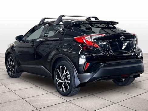 Used 2018 Toyota C-HR XLE FWD image 7