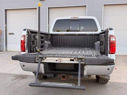 Used 2012 Ford F250 Lariat w/ Lariat Ultimate Pkg AWD/4WD image 47