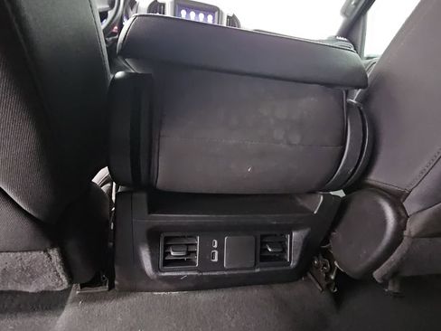 Used 2024 Chevrolet Silverado 2500 Custom w/ Custom Value Package image 26