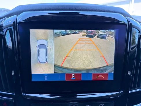Used 2018 Chevrolet Traverse Premier w/ Redline Edition FWD image 13