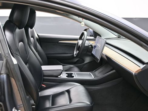 Used 2022 Tesla Model 3 Long Range image 39