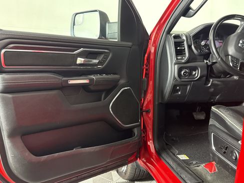 Used 2024 RAM 1500 Laramie RWD image 5