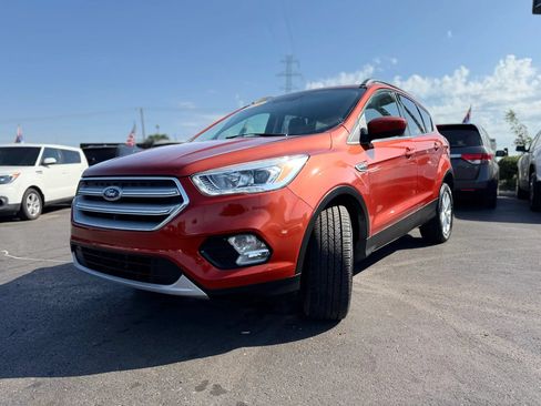 Used 2019 Ford Escape SEL FWD image 7