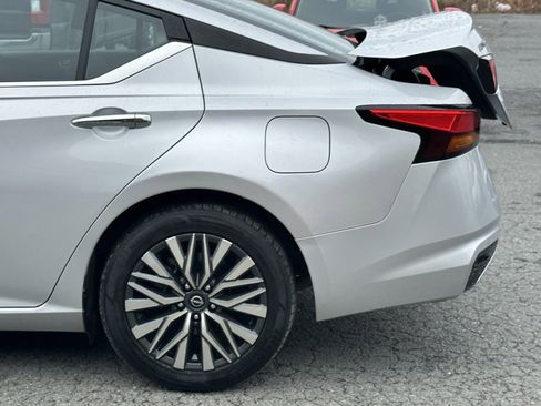 Used 2024 Nissan Altima 2.5 SV image 37