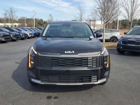 New 2026 Kia Sportage LX FWD image 2