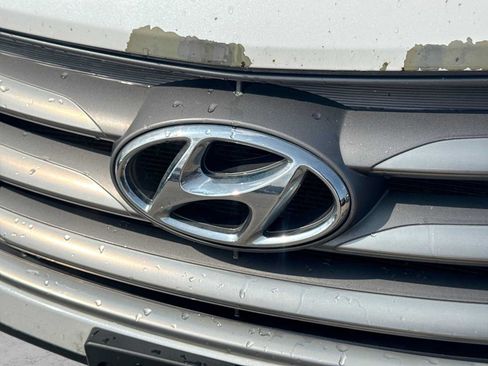 Used 2017 Hyundai Santa Fe Sport AWD/4WD image 10