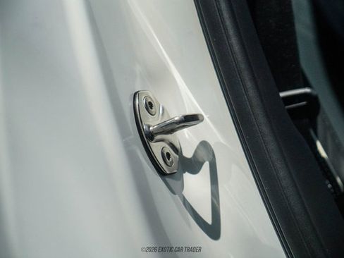 Used 2021 Bentley Bentayga AWD/4WD image 80