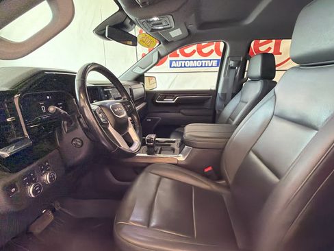 Used 2025 GMC Sierra 1500 SLT w/ SLT Premium Plus Package AWD/4WD image 15
