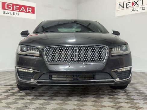Used 2017 Lincoln MKZ Reserve w/ Technology Package FWD image 3