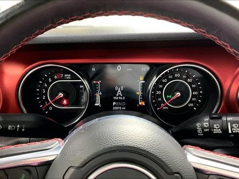 Used 2021 Jeep Wrangler Unlimited Rubicon AWD/4WD image 13