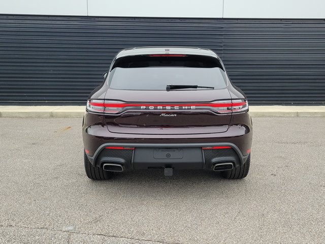Used 2026 Porsche Macan AWD/4WD image 10