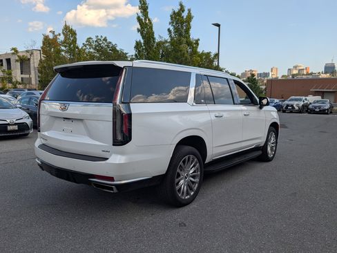 Used 2021 Cadillac Escalade ESV Premium Luxury w/ Performance Package image 3
