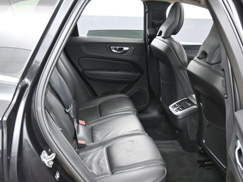 Used 2021 Volvo XC60 T5 Inscription w/ Advanced Package FWD image 31