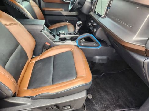 Used 2023 Ford Bronco Outer Banks image 14