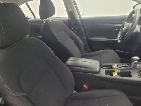 Used 2024 Nissan Sentra S FWD image 21