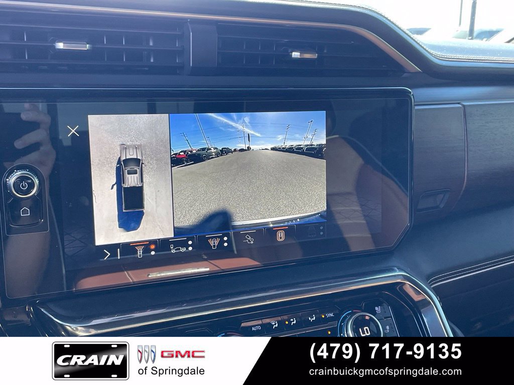 Used 2026 GMC Sierra 2500 Denali Ultimate w/ LPO, Black Badging Package AWD/4WD image 16
