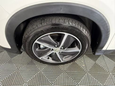 Used 2022 Honda HR-V EX-L image 15