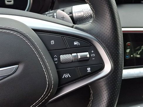 Used 2024 Genesis GV70 3.5T Sport image 27