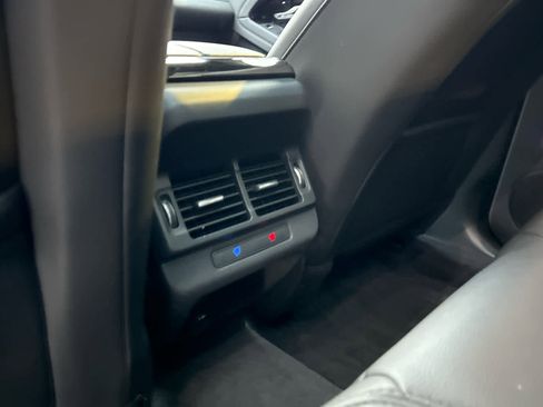 Certified 2023 Land Rover Range Rover Evoque R-Dynamic SE image 16