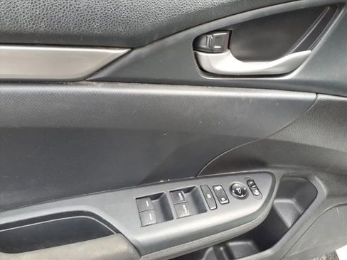 Used 2019 Honda Civic LX image 25