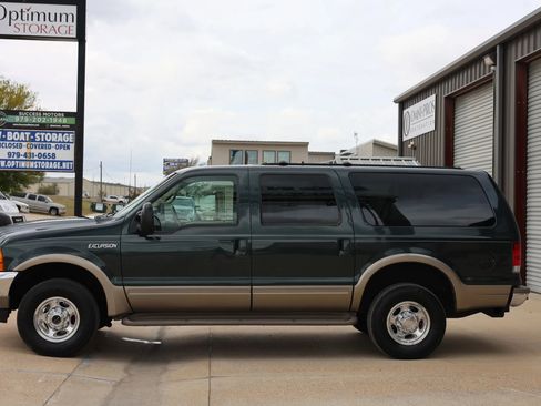 Used 2000 Ford Excursion Limited image 9