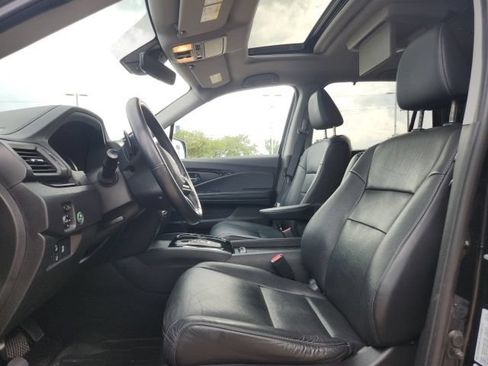 Used 2021 Honda Pilot Touring image 22