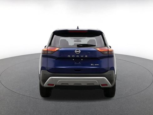 Used 2026 Nissan Rogue SL FWD image 8
