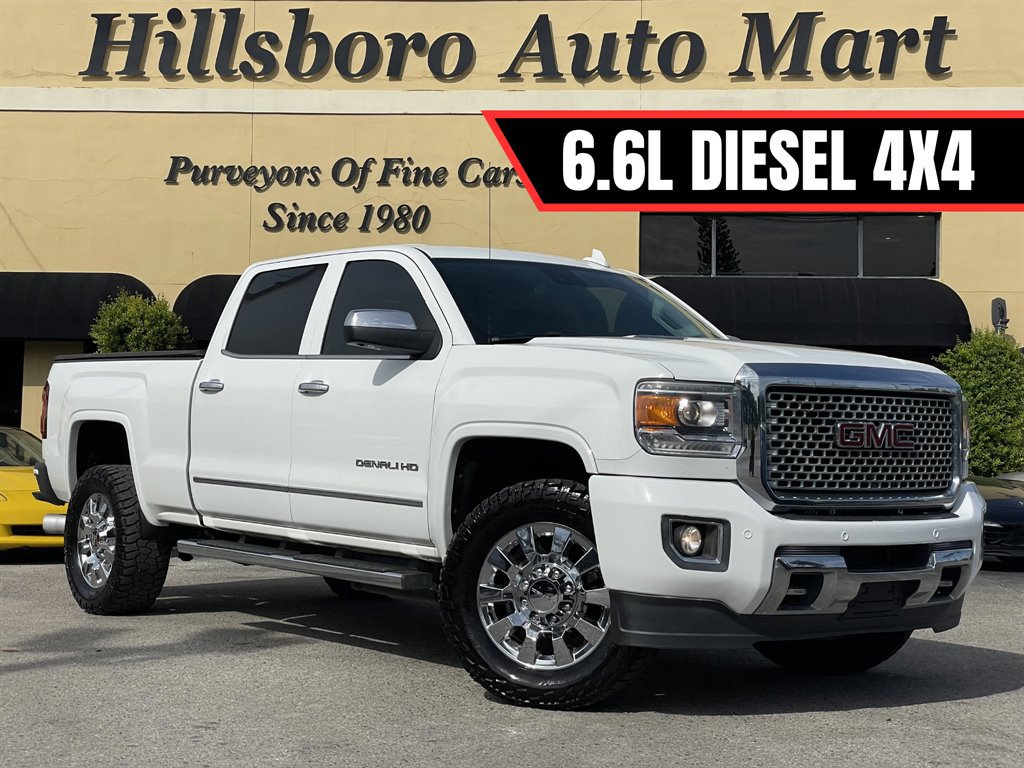 Used 2015 GMC Sierra 2500 Denali w/ Duramax Plus Package AWD/4WD image 1