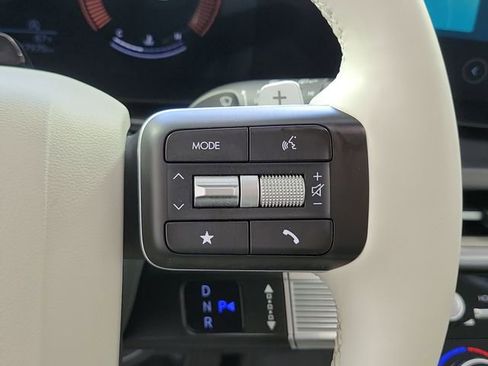 Used 2026 Hyundai Santa Fe SEL FWD image 26