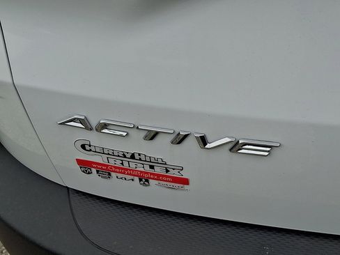 Used 2025 Ford Escape Active image 17