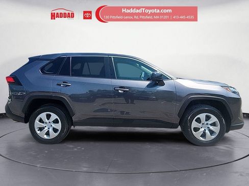 Used 2024 Toyota RAV4 LE AWD/4WD image 7