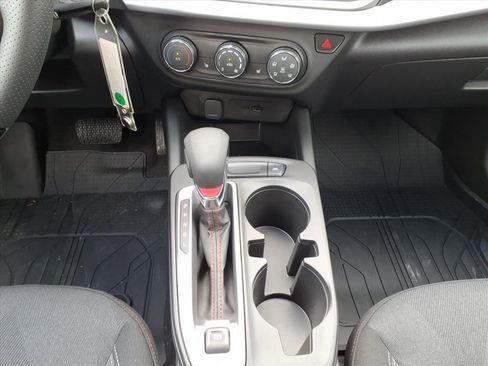 New 2026 Chevrolet Trax RS w/ Sunroof Package FWD image 24