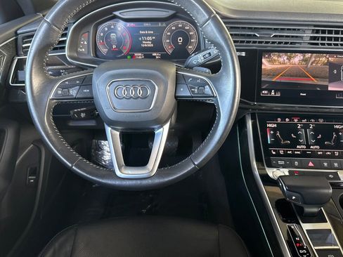 Used 2019 Audi Q8 Premium Plus w/ Premium Plus image 17
