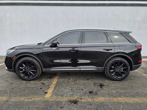 Used 2021 Lincoln Corsair AWD w/ Premium Package image 3