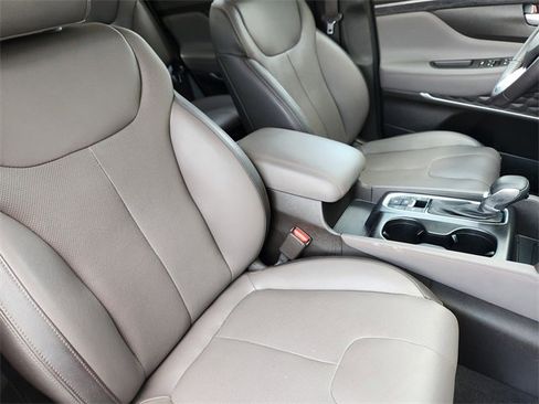 Used 2019 Hyundai Santa Fe FWD image 10