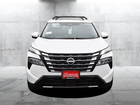 New 2026 Nissan Rogue Platinum image 4